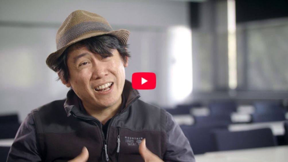 Play Video - Deakin College - Diploma of Communication